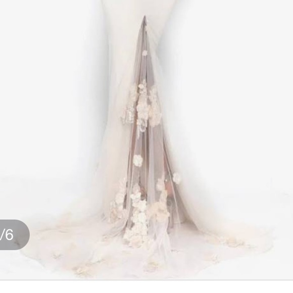 Portia and scarlet Adriana Gown - Picture 5 of 13